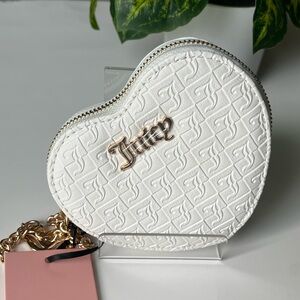 Juicy Couture White Heart Coin Purse Wristlet Gold Chain – NWT